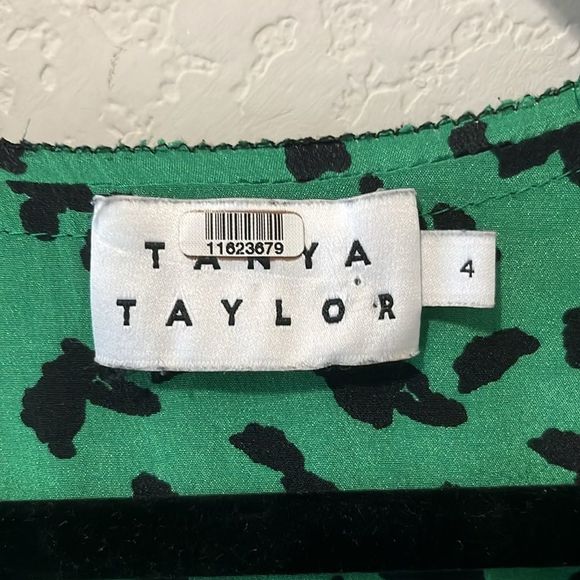 TANYA TAYLOR Nomi Wrap Dress Green Silk Print Ruffle Trim, Size 4 - Picture 9 of 15